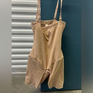 Honey love shapewear.